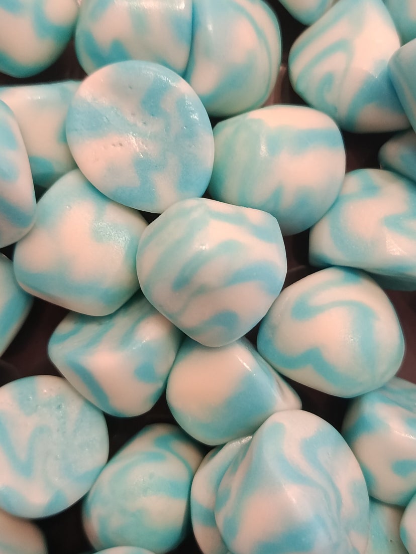 Damel bisous twisty framboise halal DLC: 05/2027